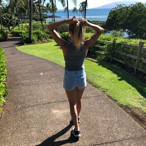 Meet your Posher, Briana